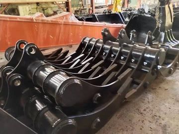 Customized Steel Excavator Brush Rake With Sharp Tines For Precise Excavation Operations In Black/Green Color