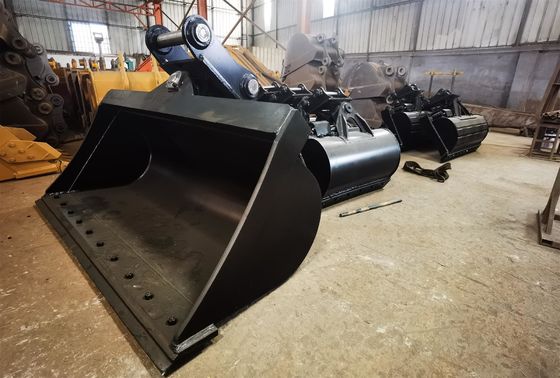 Black 4.3m3 Excavator Cleaning Bucket PC100/120/200 300-600mm Width Ditch Bucket