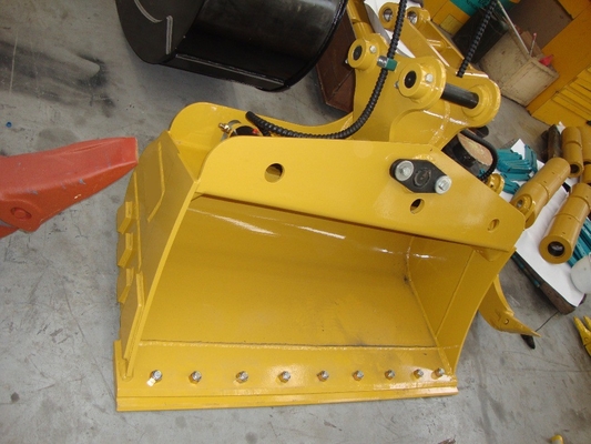 45 Degrees Excavator Tilt Bucket For Earth Moving Machinery Digger