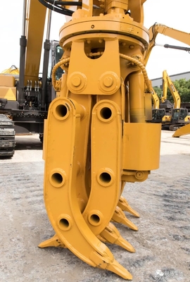 Komatsu PC200 Excavator Hydraulic Rotating Grapple Q690D Material