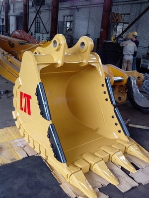 Capacity Excavator Bucket Q355B NM400 Hardox500 Tungsten Teeth Cutting 800-1200mm