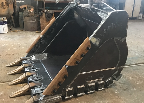 4300kg Excavator Rock Bucket Well Placed Cutting Edges Or Teeth High Capacity