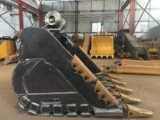 Black Excavator Rock Bucket Reinforced Steel Sharp Cutting Edges