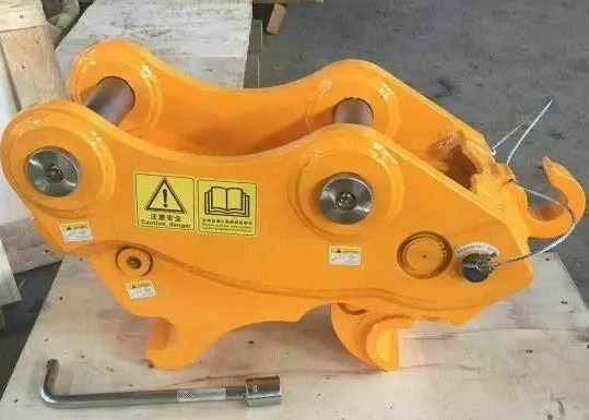 Customized Color Hydraulic Heavy Equipment Hitch For 1-60Ton Excavators Made Of Q355B Steel