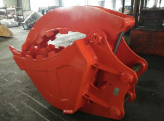 4.3 Cubic Meters Hydraulic Thumb Bucket Excavator Attachment Grip And Hold Materials