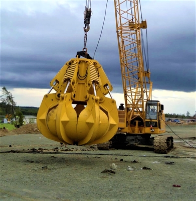 PC Excavator Hydraulic Rotating Grab In Ports wharf