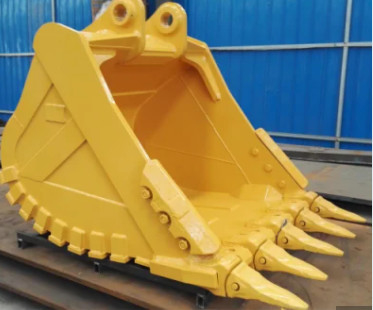 2.2m3 Capacity Q355B Steel Rock Bucket For PC Excavator